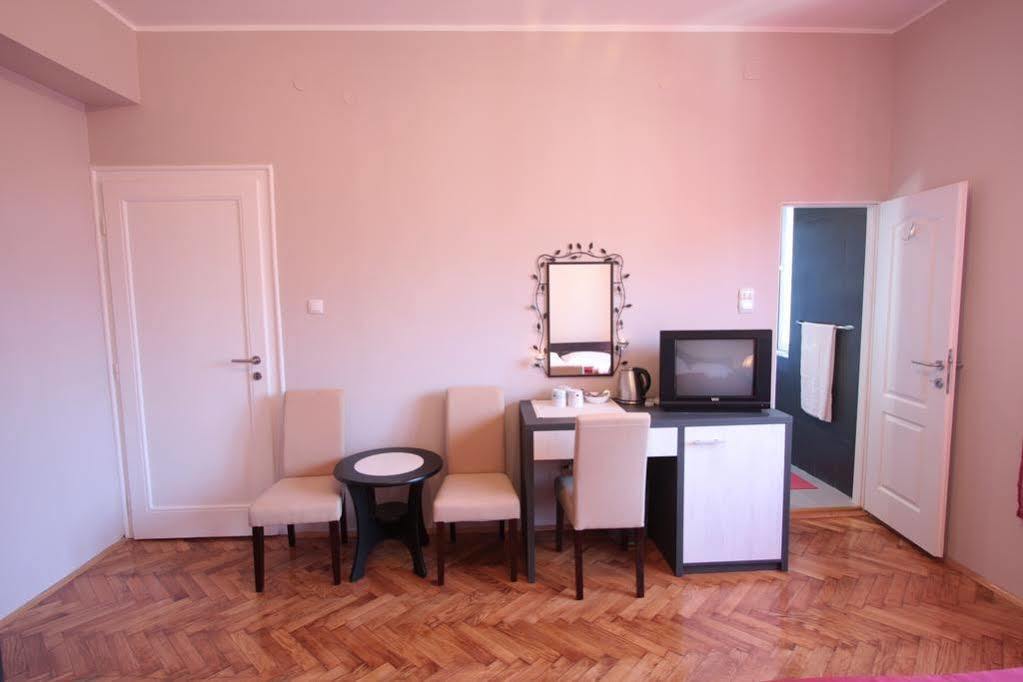Selection Rooms Belgrade Exterior photo